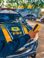 Equipe da PRF prende motorista alcoolizado na BR-230