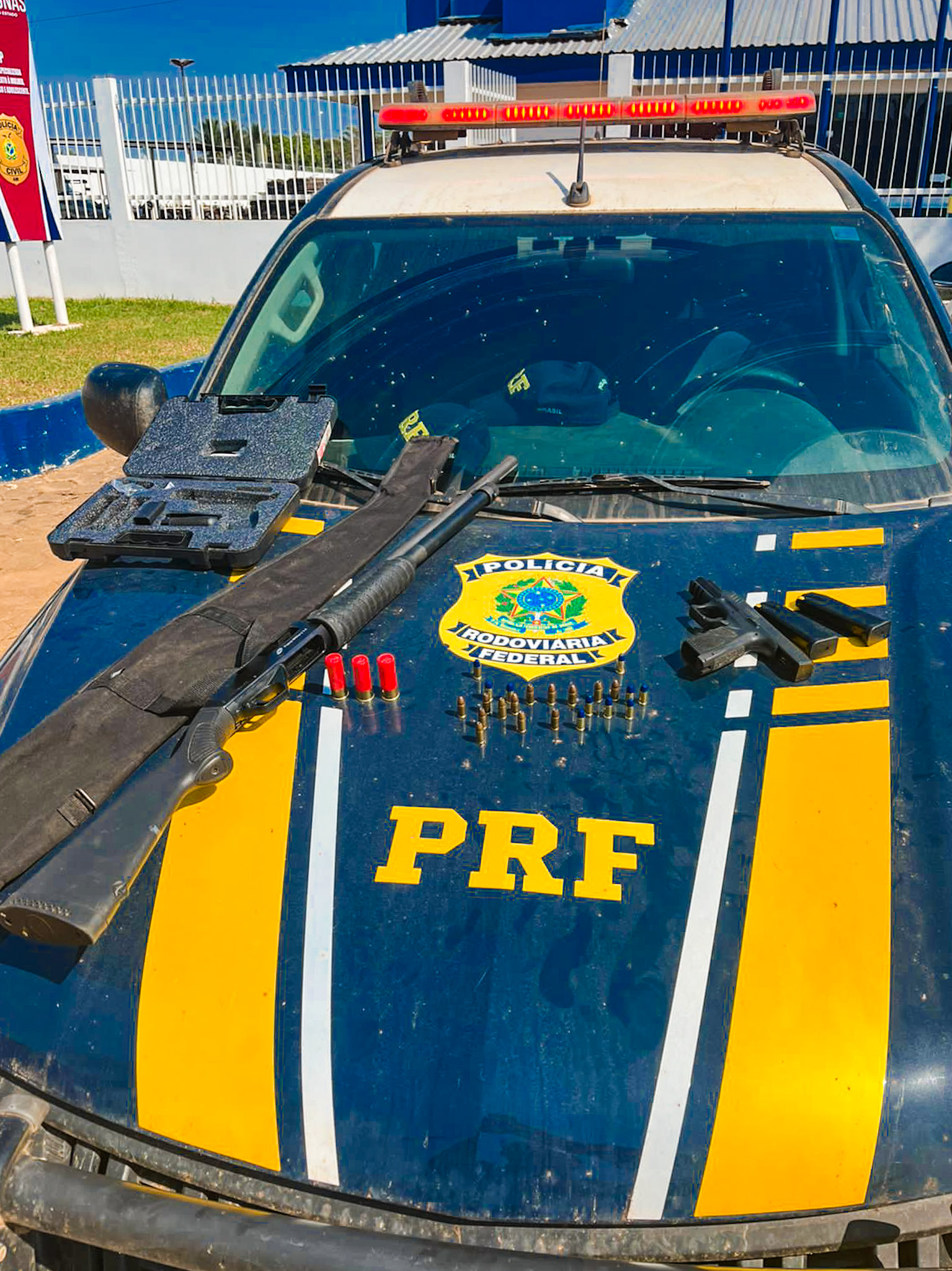 Prf Am Apreende Armas De Fogo Em Humaitá — Polícia Rodoviária Federal 4852