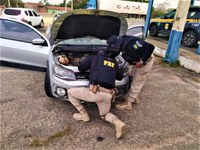 Homem compra carro furtado vendido em "oferta" da internet e acaba preso pela PRF em Capim Grosso
