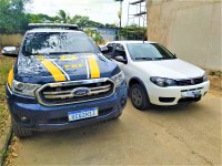 Homem é preso no Sul da Bahia transitando com carro roubado