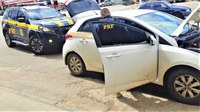 PRF recupera veículo roubado que fora comprado por valor bem abaixo do praticado no mercado