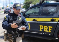 PRF detém motorista por uso de documento falso em Nova Fátima (BA)