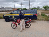 Flagrante na BR 116: PRF apreende em Serrinha (BA) motocicleta adulterada