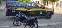 Moto roubada há mais de 10 anos é recuperada pela PRF na BR 116 em Itatim (BA)