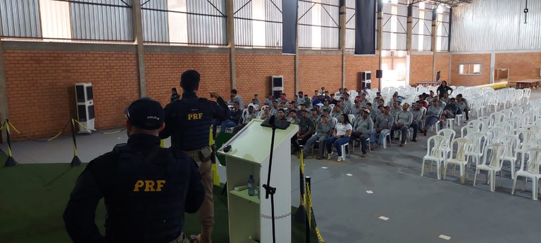 O objetivo da palestra foi colocar em pauta o tema segurança viária e mobilizar toda a sociedade, envolvendo os mais diversos segmentos e  destacando a importância da contribuição de cada um na manutenção de um trânsito seguro.