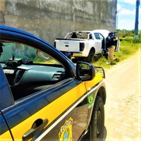 Homem é detido em Serrinha com caminhonete Ranger adulterada que ostentava placas de Audi A6