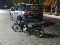 PRF recupera motocicleta em Alagoinhas (BA)
