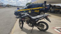 PRF detém homem com moto adulterada em Vitória da Conquista