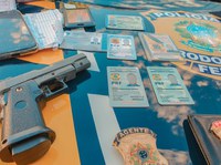 Falso policial rodoviário federal é preso no Oeste da Bahia com simulacro de pistola e documentos falsificados