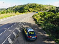 Operação Conjunta da PRF e PC desarticula esquema de desmanche de veículos em Teixeira de Freitas (BA)