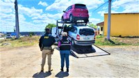 PRF e AGERBA encerram operação de fiscalização de transporte remunerado de passageiros na BR 116 em Feira de Santana