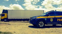 PRF detém motorista que transportava peças automotivas de origem ilícita em Jaguaquara (BA)