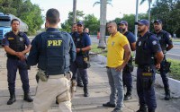 PRF realiza treinamento para agentes do Departamento de Trânsito da Secretaria de Segurança de Teixeira de Freitas