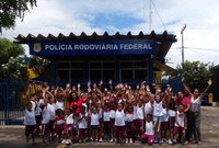 Alunos do Colégio Aliança visitam posto da PRF em Itaberaba (BA)