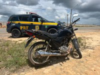 Flagrante na BR 418: PRF apreende motocicleta adulterada no Extremo Sul da Bahia