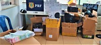 Em Poções, equipe da PRF combate o descaminho e apreende mais de 300 itens de mercadorias de origem estrangeira e sem nota fiscal