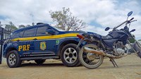 Em 5 ocorrências distintas PRF identifica veículos adulterados recupera veículos roubados e apreende armas e munições no município de Poções (BA)
