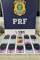 PRF apreende 11 aparelhos celulares transportados ilegalmente dentro de ônibus em Vitória da Conquista (BA)