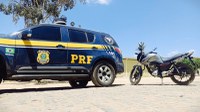 PRF recupera motocileta roubada em posto de gasolina na cidade de Poções (BA)