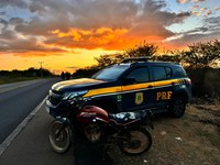 Motocicleta roubada é recuperada pela PRF em Canudos (BA)