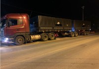 Mais um caminhão é apreendido pela PRF na Bahia transportando quase 40 toneladas de feijão sem nota fiscal
