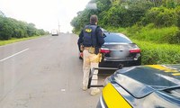 Homem compra carro roubado em feirão de Salvador e é detido pela PRF na BR 324