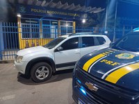 PRF recupera carro adquirido no “golpe do pix” e detém casal em Barreiras (BA)