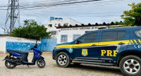 PRF recupera motocicleta furtada em Operação na BR-116 em Manoel Vitorino (BA)