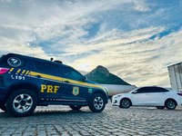 PRF realiza apreensões em Milagres: Veículos adulterados e roubados identificados durante fiscalizações na BR-116