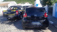 PRF recupera veículo roubado em Feira de Santana