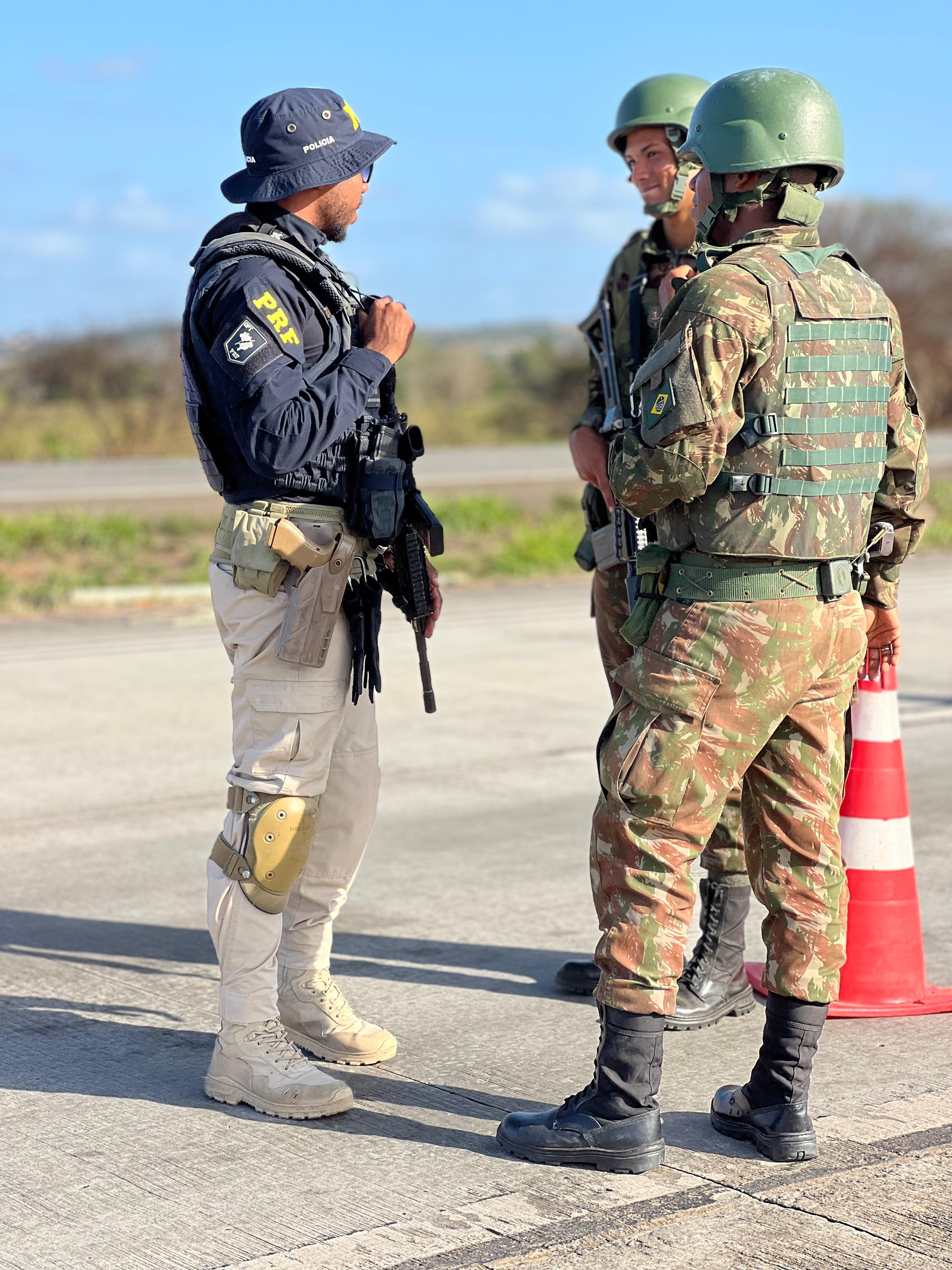 Operação Guararapes - BR 101 - Entre Rios (BA)