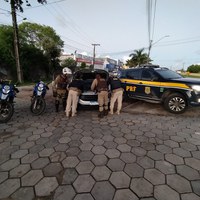 Em ação integrada, PRF e PM-CETO recuperam no Extremo Sul da Bahia caminhonete Toro roubada em Itapebi (BA)