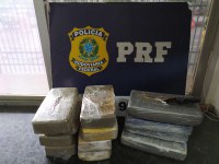 Cocaína, craque e maconha são apreendidos pela PRF em abordagens distintas em Barreiras (BA)