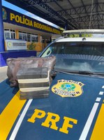 Operação THOTH: PRF prende mulher com cocaína dentro de ônibus em Vitória da Conquista (BA)