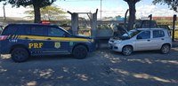 Veículo furtado mês passado em Minas Gerais é recuperado pela PRF em Eunápolis (BA)