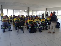 Conscientização de norte ao sul do estado: PRF na Bahia segue firme na campanha Maio Amarelo