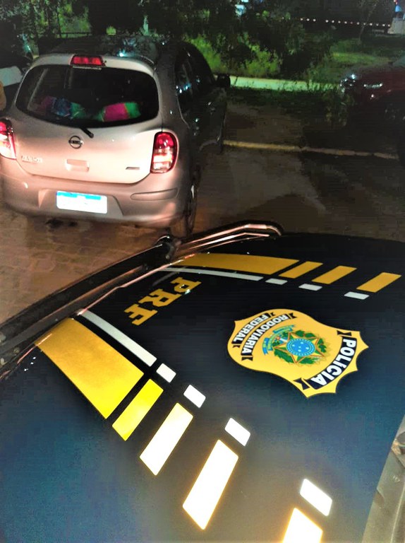 Reincidente em crime de receptação, motorista é preso na BR 242 com carro clonado