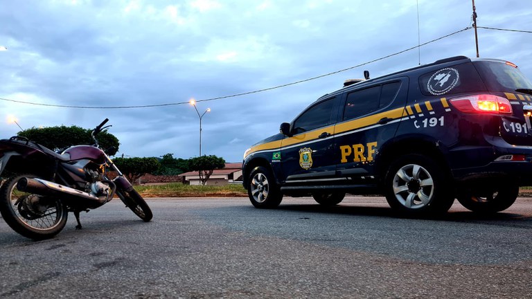 PRF em Jequié (BA) recupera motocicleta furtada em fiscalização na BR 116