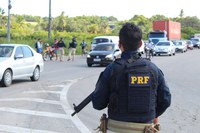 PRF encerra Operação Tiradentes 2023 com 186 autuações de ultrapassagens proibidas no Ceará