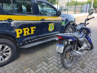 Polícia Rodoviária Federal apreende motocicleta com sinais adulterados em São Gonçalo do Amarante (CE)