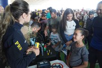 Polícia Rodoviária Federal celebra 95 anos de compromisso com a segurança viária através de ações comemorativas