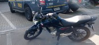 Motocicleta roubada em Forquilha (CE) é recuperada pela PRF durante abordagem em Sobral (CE)