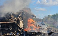 PRF atende acidente com veículo incendiado, em Barro (CE)