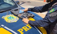 PRF prende CAC por porte ilegal de arma de fogo, em Jaguaribe (CE)