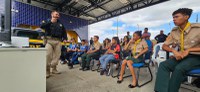 Ação educativa da PRF promove conscientização no trânsito em Milagres (CE) durante a Semana Nacional do Trânsito