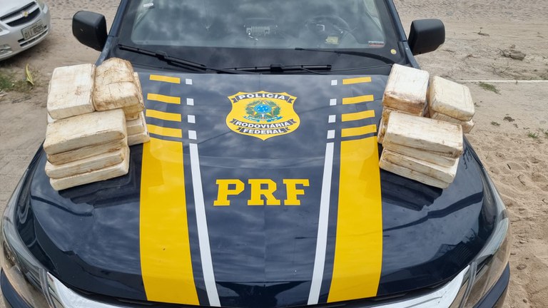 IMAGEM - PRF no Ceará causa prejuízo para o tráfico de drogas estimado em mais de R$ 5,5 milhões