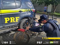 PRF no Ceará recupera, em Pentecoste, motocicleta roubada há 12 anos