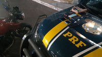 Polícia Rodoviária Federal recupera moto roubada na BR 070