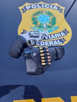 Em Planaltina, PRF prende homem por porte ilegal de arma