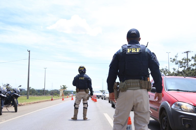 PRF apreende 700g de maconha em Ceilândia (DF)